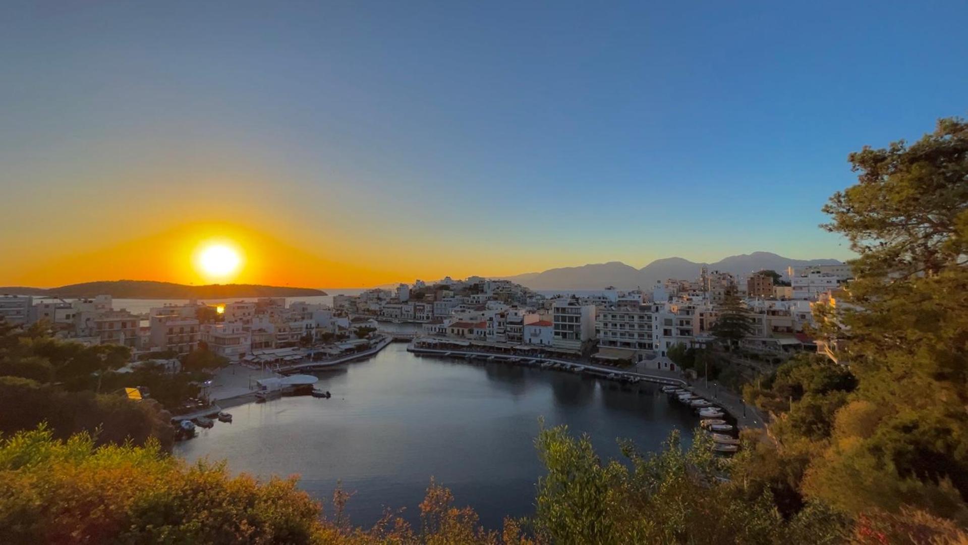 Wake In The Lake Ágios Nikolaos Exterior foto